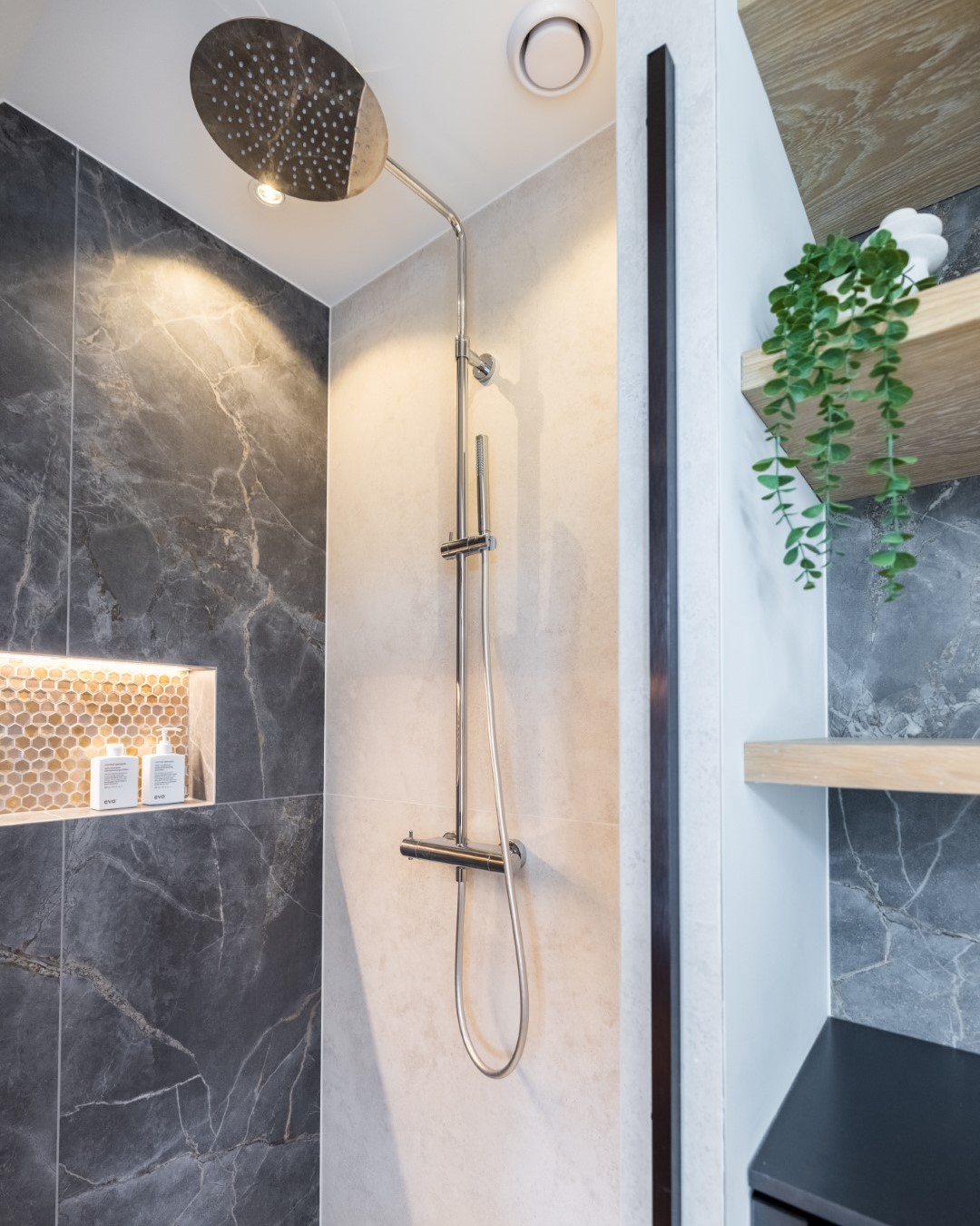 Douche binnenkijker Beverwijk Douche binnenkijker Beverwijk